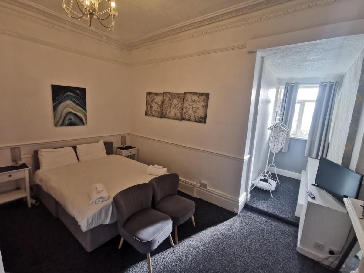 The Alexander - By Tifa Stays Swansea Exteriér fotografie